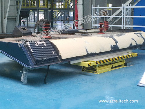 機(jī)車(chē)頂蓋拆裝升降平臺(tái) (7)